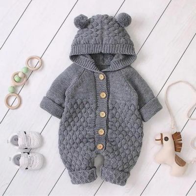 Barboteuse bébé à capuche