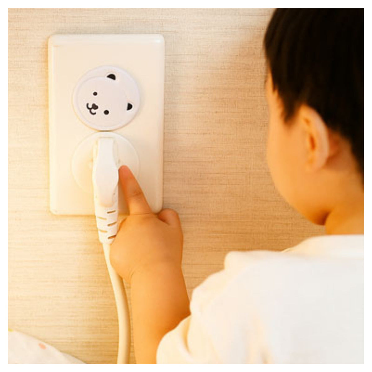Cache prise sécurité enfant avec motifs animaux colorés
