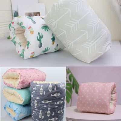 Gamme coussins allaitement ergonomiques différents motifs