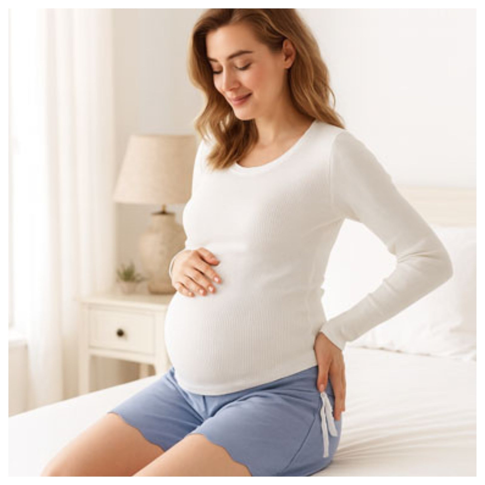 Short grossesse coloris noir classique élégant maternité