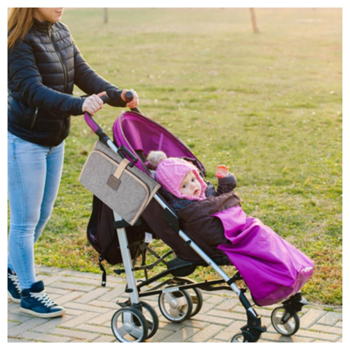 Tapis à langer nomade imperméable | PratikBaby EMAMBEBEWEL