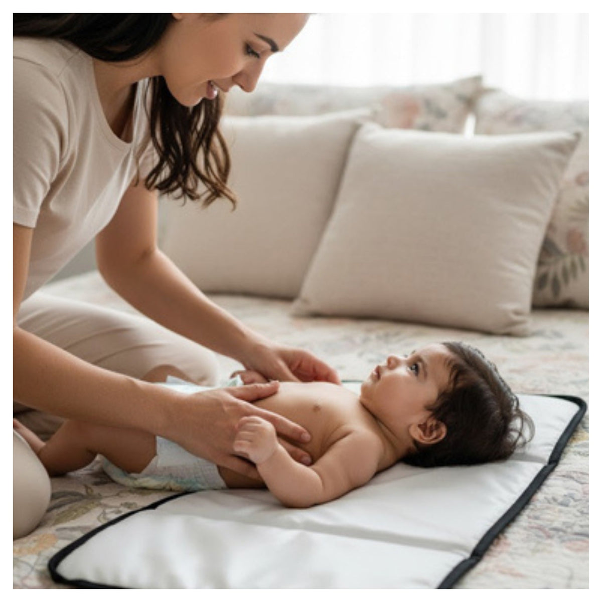Tapis à langer nomade imperméable | PratikBaby EMAMBEBEWEL