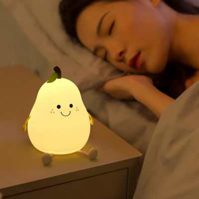 Veilleuse bébé LED rechargeable USB créant ambiance apaisante pour nuit